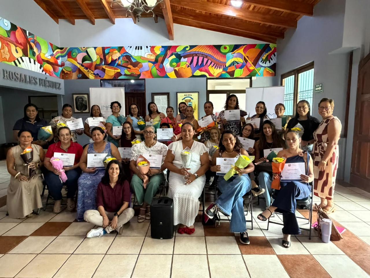 Mujeres empresarias en Nicoya impulsan sus negocios